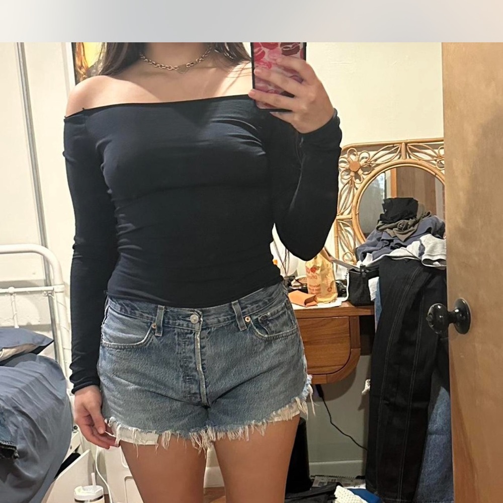 Brandy Melville Navy Off-Shoulder top
